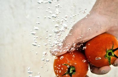 Χρειάζεται να πλένουμε αυτά τα τρόφιμα πριν το μαγείρεμα;