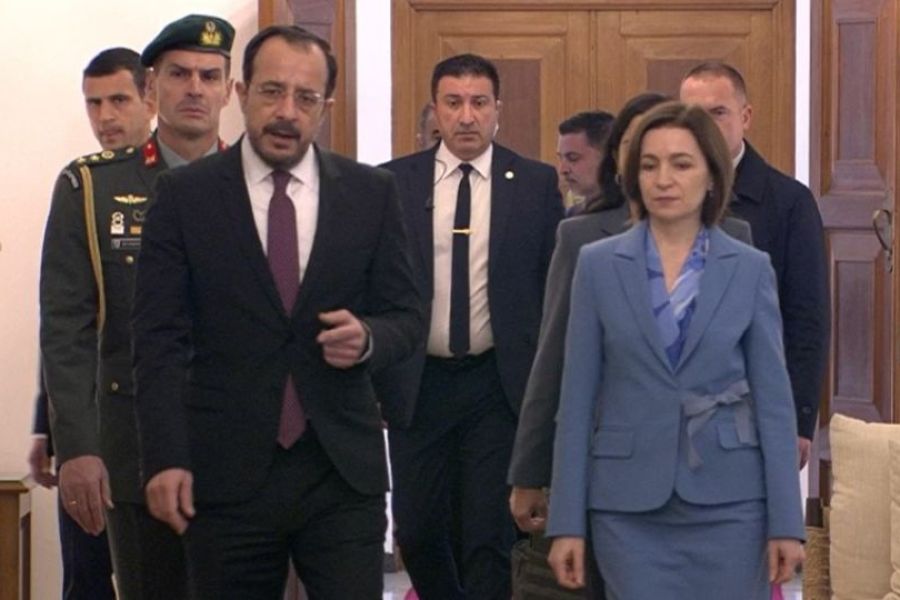 Πρόεδρος: Ιστορική επίσκεψη της Προέδρου της Μολδαβίας