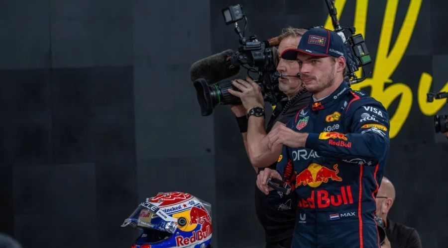 Απουσία του Φερστάπεν από το γκαλά της FIA