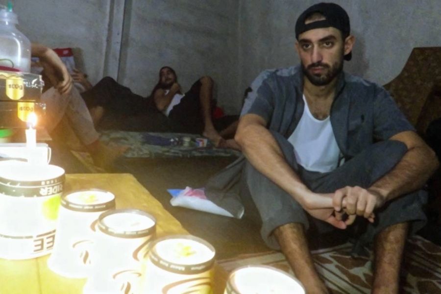 Έξι Ισραηλινοί όμηροι γιορτάζουν τo Xάνουκα λίγο πριν εκτελεστούν