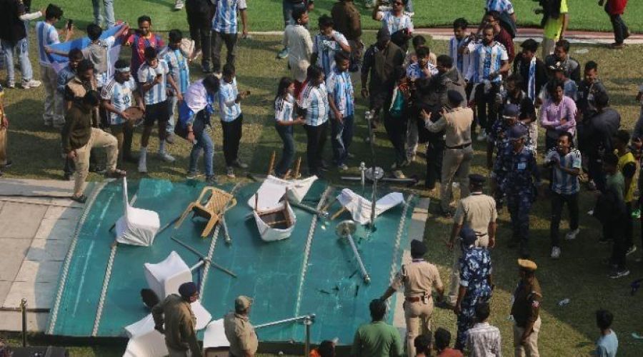 Χαμός στην Ινδία με την περιοδεία του Μέσι (vid)