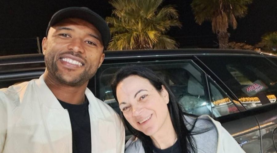 Τράκαρε με τον Ελ Κααμπί, έβγαλαν σέλφι και ευχήθηκαν «καλές γιορτές»!