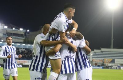 Γκρέμισε τον ΠΑΟΚ και έσπασε την γκίνια ο Ατρόμητος!