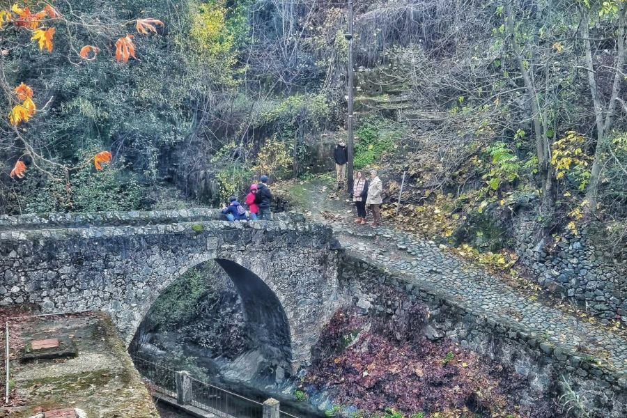&Mu;&alpha;&gamma;&epsilon;&upsilon;&tau;&iota;&kappa;ό &sigma;&tau;&iota;&gamma;&mu;&iota;ό&tau;&upsilon;&pi;&omicron;: &Tau;&omicron; &Epsilon;&nu;&epsilon;&tau;&iota;&kappa;ό &gamma;&epsilon;&phi;ύ&rho;&iota; &sigma;&tau;&omicron;&nu; &Kappa;&alpha;&lambda;&omicron;&pi;&alpha;&nu;&alpha;&gamma;&iota;ώ&tau;&eta; (&Phi;&Omega;&Tau;&Omicron;)