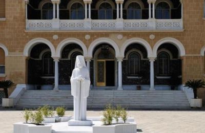 Συνεχίζεται ο σάλος 