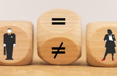Πόσοι είναι, λοιπόν, οι μισθοί των γυναικών σε σύγκριση με των ανδρών;