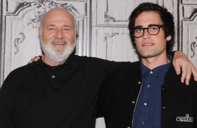 Ο σκηνοθέτης και η σύζυγός του, Μισέλ, βρέθηκαν νεκροί στο σπίτι τους στο Μπρέντγουντ του Λος Άντζελες