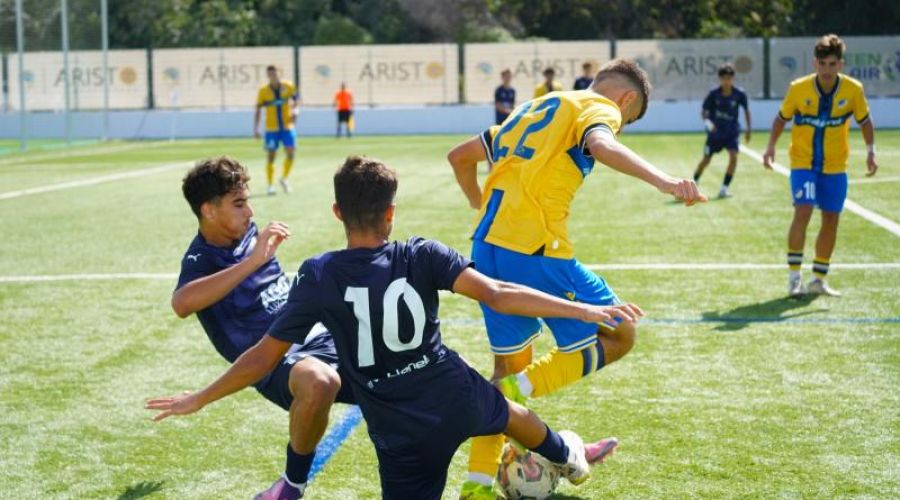 Τα Πρωταθλήματα Ανώτατης Κατηγορίας μετά από 11 αγωνιστικές