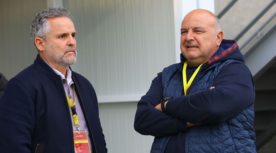 Έναν Τσακόν παρακαλώ...