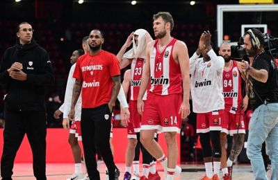 Αυτοκαταστροφικός Ολυμπιακός, κατέρρευσε στην 4η περίοδο