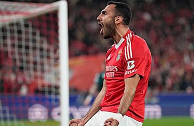 Στάζει μέλι για Παυλίδη ο Μουρίνιο