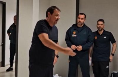 «Xιλιάδες οπαδοί έβριζαν τη μητέρα μου, σας ευχαριστώ που απαντήσατε»