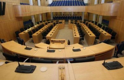 Κατατέθηκαν 92 τροπολογίες 