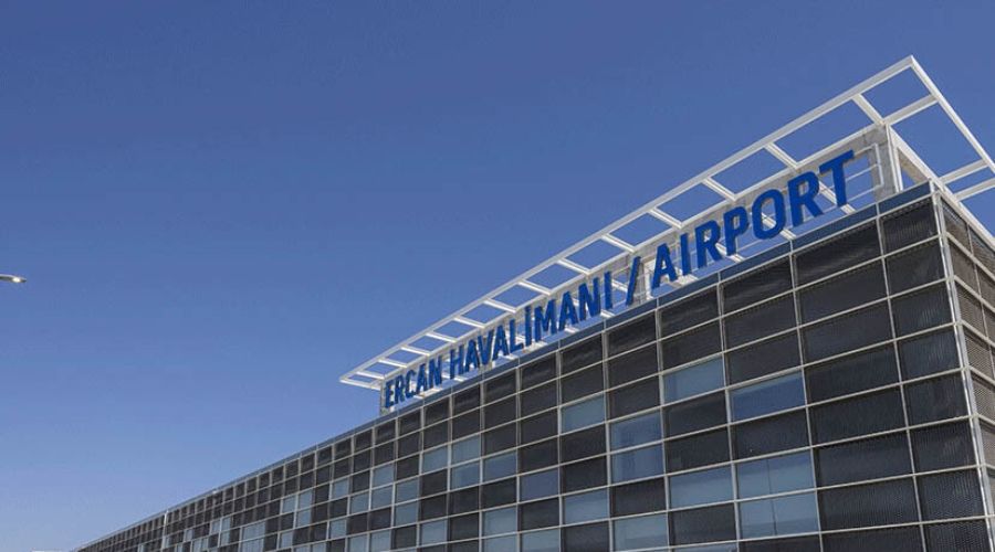 Το παράνομο αεροδρόμιο στην Τύμπου φέρει το όνομα ενός Τούρκου εισβολέα, ο οποίος συντόνιζε τους αεροπορικούς βομβαρδισμούς