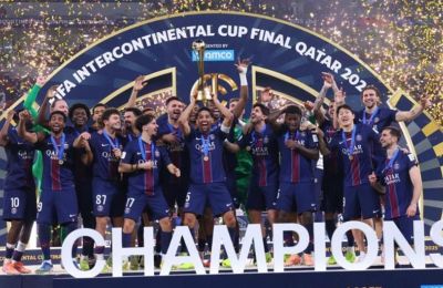 Παρί: H τρίτη ομάδα στον 21ο αιώνα που κατακτά 6 τρόπαια σε ένα έτος