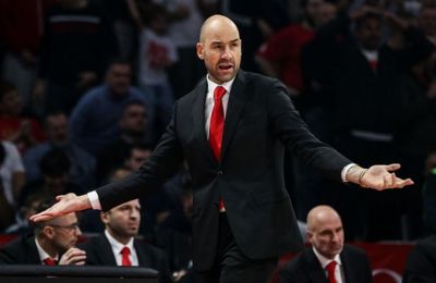 «Καλησπέρα στον... κανένα»