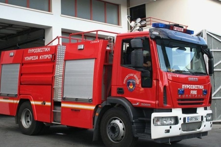 Πυρκαγιά σε οικία στην Κυπερούντα: Εύφλεκτο υλικό κοντά στο τζάκι