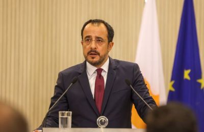 Μετά την ολοκλήρωση της Τριμερούς Συνόδου θα γίνουν δηλώσεις των ηγετών προς τα ΜΜΕ.