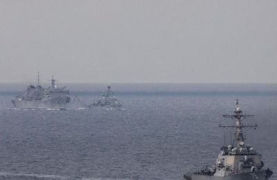 Ένας από τους αξιωματούχους είπε ότι το τάνκερ υπόκειται σε κυρώσεις.