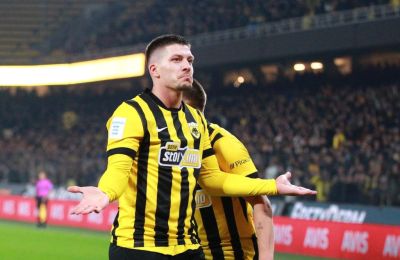 Τούμπαρε τον ΟΦΗ και έπιασε κορυφή η ΑΕΚ! 