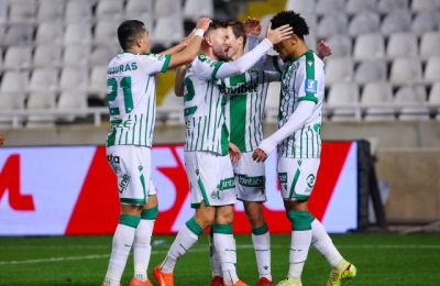 Πράσινα Χριστούγεννα με τεσσάρα!