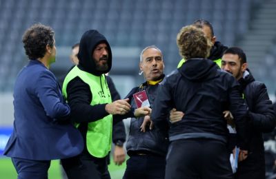 ΑΕΛ-ΑΕΚ: Ένταση, ολιγόλεπτη διακοπή και κόκκινη! 