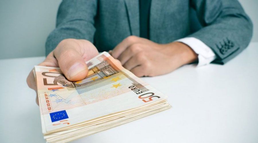 Αυτός είναι ο νέος κατώτατος μισθός - Το πόσο που «κλείδωσε»