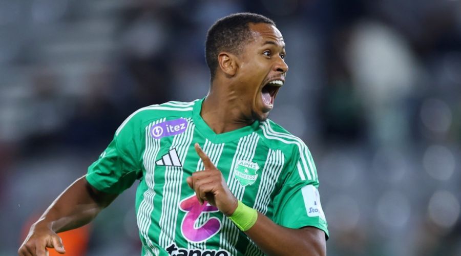 Γράφουν για Σάβο και ΑΕΛ