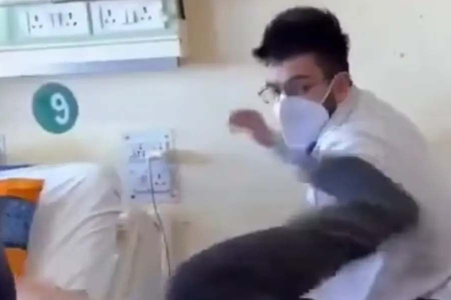 Γιατρός γρονθοκόπησε ασθενή – Του ζήτησε να μιλάει με σεβασμό