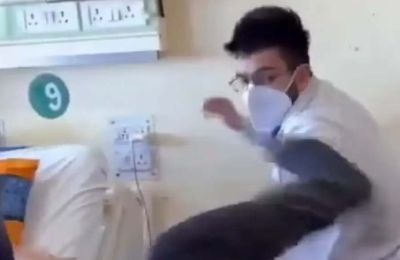 Γιατρός γρονθοκόπησε ασθενή - Του ζήτησε να μιλάει με σεβασμό