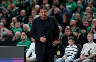 «Ο Γιούρτσεβεν με τέτοιες εμφανίσεις μπορεί να είναι βασικός»