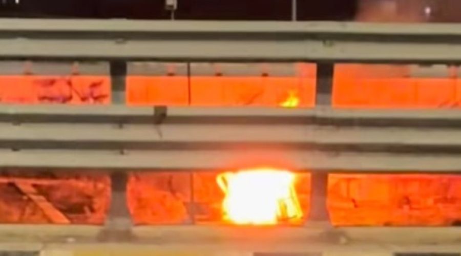 Οι νεαροί που εμπλέκονται κατάφεραν να διαφύγουν από το σημείο