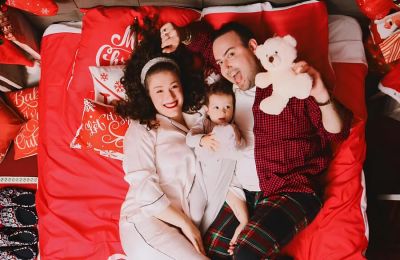 Σε απόλυτα γιορτινή διάθεση μπήκαν ο Μαυρίκιος Μαυρικίου και η Ιλάειρα Ζήση