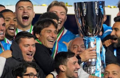 «Ο Ντε Λαουρέντις θέλει να δέσει τον Κόντε στη Νάπολι»