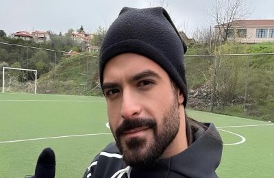 Τι υποστηρίζει ο ίδιος μετά την καταγγελία και τη νύχτα στο κρατητήριο