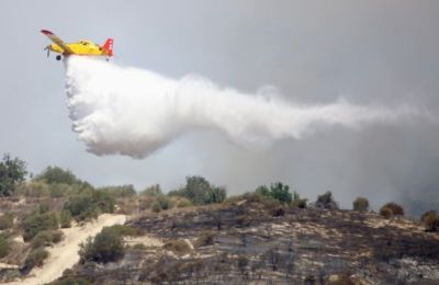 Διαγωνισμός για τρία πυροσβεστικά αεροσκάφη