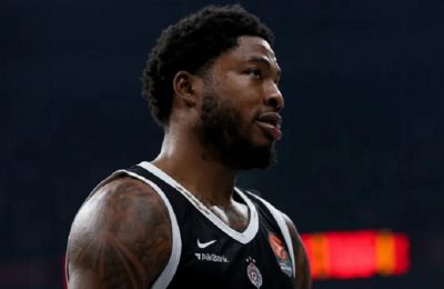 «Ο Ολυμπιακός έχει έτοιμο συμβόλαιο 2,5 ετών για Τζόουνς»