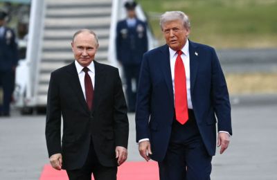 Το ενδεχόμενο μιας τηλεφωνικής επικοινωνίας μεταξύ Πούτιν και Ζελένσκι δεν βρίσκεται αυτή τη στιγμή υπό συζήτηση