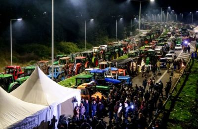 Χωρίς τελειωμό το βασανιστήριο των οδηγών που κινούνται κατά κύριο λόγο στην Εθνική Οδό Αθηνών - Θεσσαλονίκης