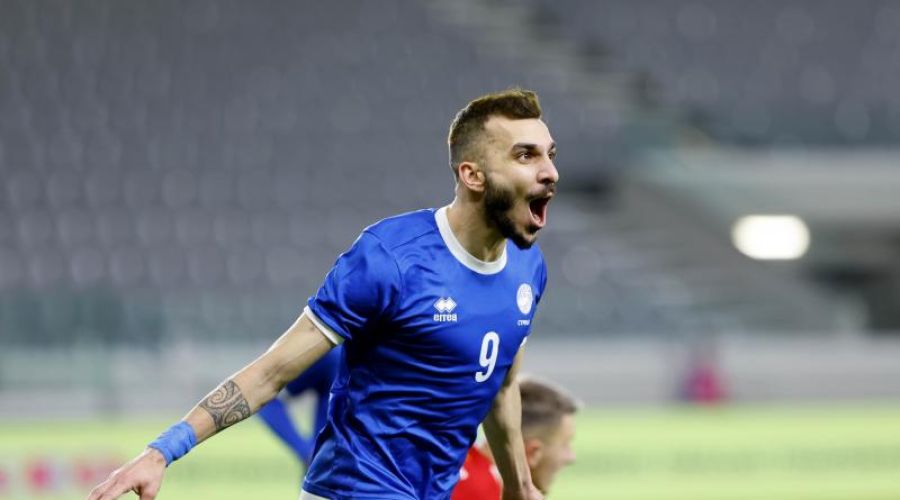 «Έχουμε ένα προπονητή που δεν είχαμε τα προηγούμενα χρόνια»