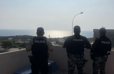 Ο μακελάρης, ο οποίος πυροβολήθηκε στα πόδια κατά την αστυνομική επιχείρηση που κατέληξε στη σύλληψή του, είχε αρχικά διακομιστεί σε νοσοκομείο και οδηγήθηκε στη φυλακή το βράδυ της Κυριακής