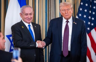 Η συνάντηση στο Μαρ-α-Λάγκο δεν γίνεται σε κλίμα θριάμβου, αλλά αμοιβαίας καχυποψίας