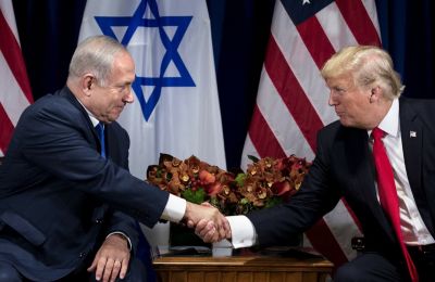 Η Τεχεράνη «πιθανώς χρησιμοποιεί διαφορετικές εγκαταστάσεις» για να κρύψει τον οπλισμό, επισήμανε οι Τραμπ και τόνισε ότι γνωρίζει «τι κάνουν» οι Ιρανοί.