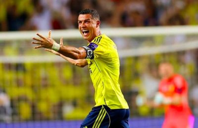 Σκόραρε με την πλάτη και έφτασε τα 957 γκολ ο Κριστιάνο! (vid)