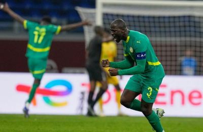 Πανηγυρική πρόκριση με 3/3 η Αλγερία