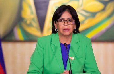 Καθήκοντα προέδρου της Βενεζουέλας ανέλαβε η Ντέλσι Ροντρίγκες