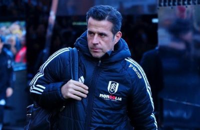 Περιστατικό στις εξέδρες και καθυστερεί η σέντρα στο Φούλαμ- Λίβερπουλ