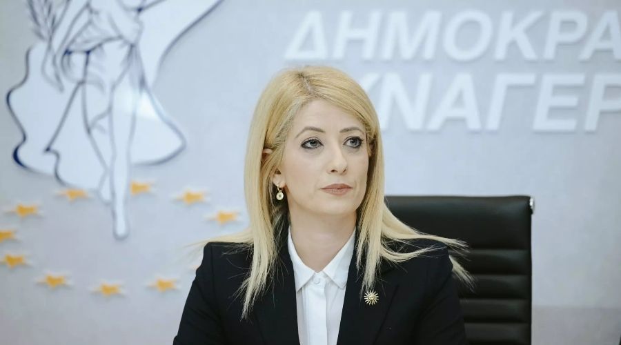 «Σεβόμαστε το τεκμήριο της αθωότητας όμως η διερεύνηση πρέπει να γίνει άμεσα και χωρίς σκιές, δεν υπάρχει καμία ανοχή σε καταγγελίες βίας», έγραψε η πρόεδρος του ΔΗΣΥ, Αννίτα Δημητρίου