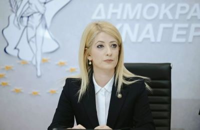 «Σεβόμαστε το τεκμήριο της αθωότητας όμως η διερεύνηση πρέπει να γίνει άμεσα και χωρίς σκιές, δεν υπάρχει καμία ανοχή σε καταγγελίες βίας», έγραψε η πρόεδρος του ΔΗΣΥ, Αννίτα Δημητρίου