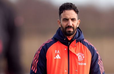 «Φύγε από εδώ άχρηστε»